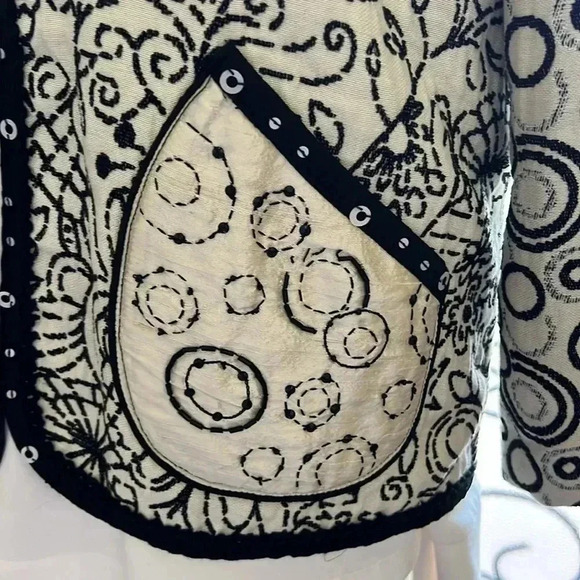 YAK MAGIK JACKET REVERSABLE Black and White pattern size Large - Picture 2 of 12